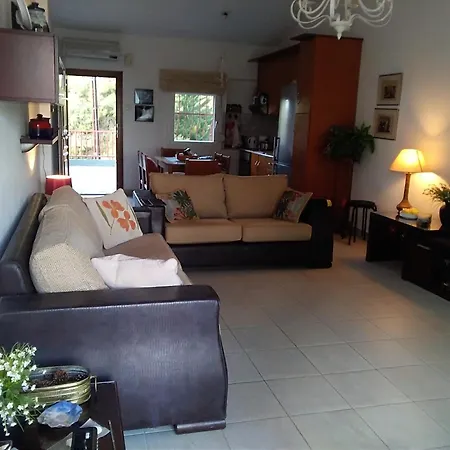 Apartment Skiourakia *